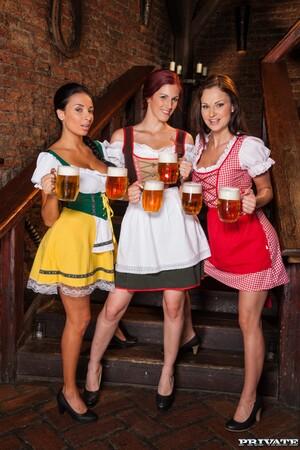 Original 1067 px/ 1600 px