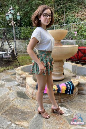 Original 2000 px/ 3000 px