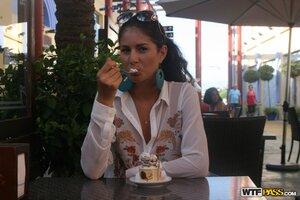 Original 1600 px/ 1067 px