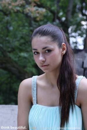 Original 854 px/ 1280 px