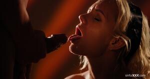 Original 5000 px/ 2637 px