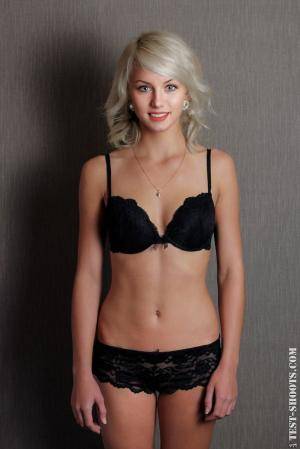 Original 854 px/ 1280 px