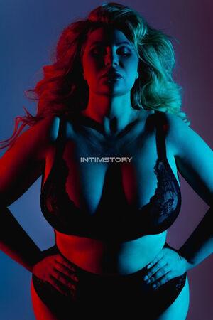 Original 999 px/ 1500 px