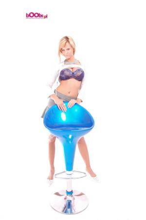 Original 684 px/ 1030 px