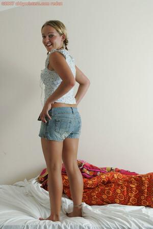 Original 981 px/ 1472 px