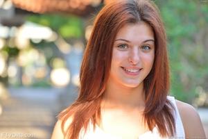 Original 1600 px/ 1064 px