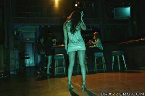 Original 900 px/ 599 px