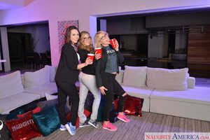 Original 2500 px/ 1667 px