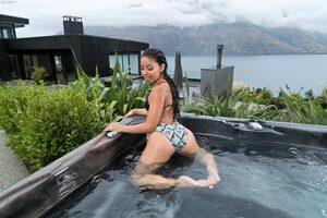 Original 4500 px/ 3000 px