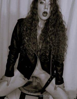 Original 776 px/ 1006 px