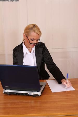 Original 1002 px/ 1500 px