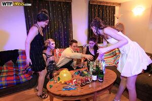 Original 1600 px/ 1067 px