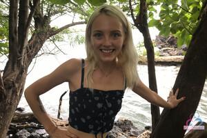 Original 3000 px/ 2000 px