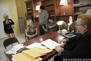 Original 900 px/ 600 px