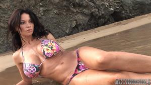 Original 1860 px/ 1046 px