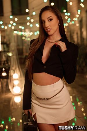 #TushyRaw - Amirah Adara - Bubble-Butt Baddie Gets Her Ass Pounded