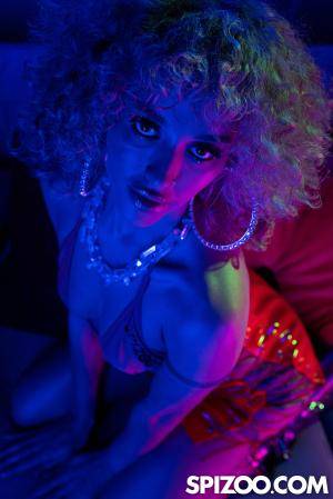 Original 1467 px/ 2200 px