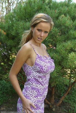 Original 683 px/ 1024 px