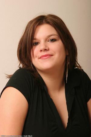 Original 682 px/ 1024 px