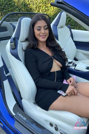 Original 2000 px/ 3000 px