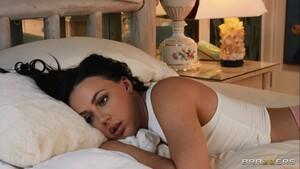 Original 1366 px/ 768 px