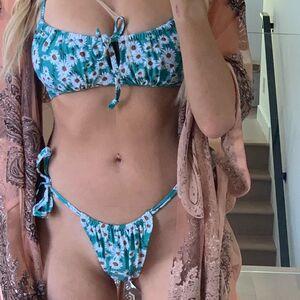 Original 1080 px/ 1080 px