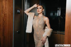 Original 2999 px/ 2000 px