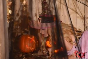 Original 2000 px/ 1335 px