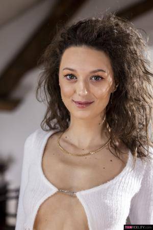 Original 1440 px/ 2159 px