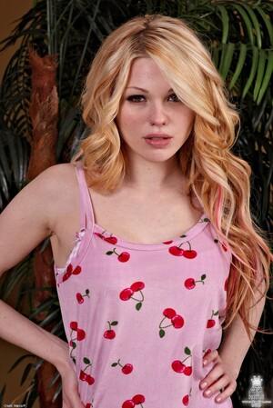 Original 1068 px/ 1600 px