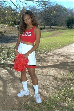 Original 682 px/ 1024 px