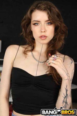 Original 854 px/ 1280 px