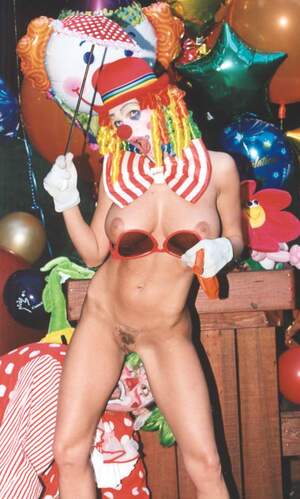 Original 555 px/ 924 px