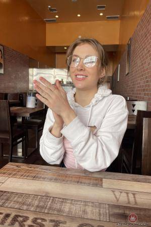 Original 2000 px/ 3000 px