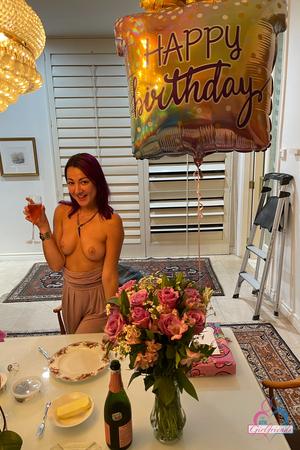 Original 2000 px/ 3000 px