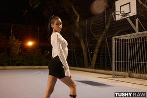 Original 2999 px/ 2000 px