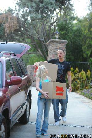 Original 600 px/ 902 px