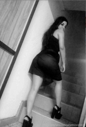 Original 654 px/ 970 px