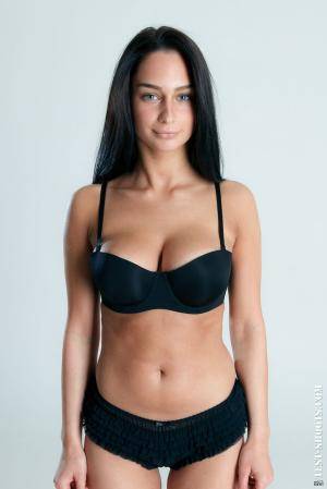 Original 854 px/ 1280 px