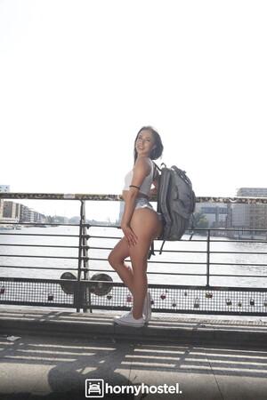 Original 2560 px/ 3840 px