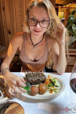 Original 2000 px/ 3000 px