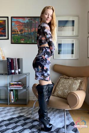 Original 2000 px/ 3000 px