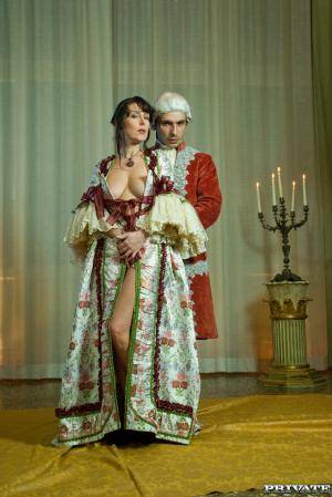 Original 1067 px/ 1600 px