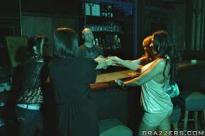 Original 900 px/ 599 px