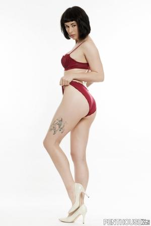 Original 1066 px/ 1600 px