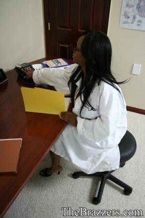 Original 600 px/ 900 px