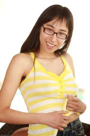 Original 682 px/ 1024 px