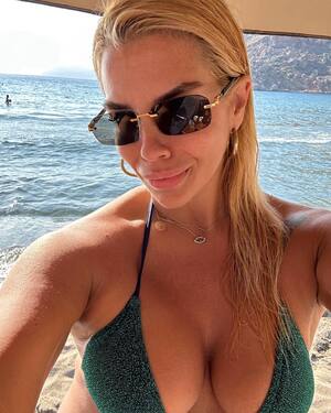 Original 1440 px/ 1800 px