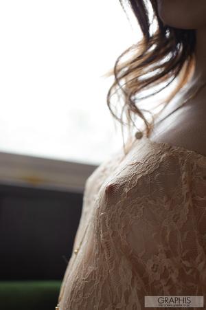 Original 852 px/ 1280 px