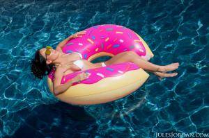 Original 1600 px/ 1066 px